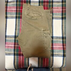 Abercrombie & Fitch Men’s Cargo Pants